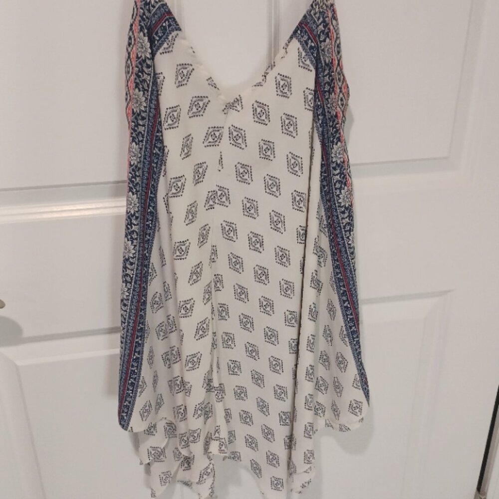 Maurices Asymmetrical Red/White/Blue Spaghetti Strap V Neck Tank Medium